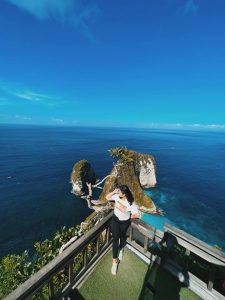 Beautiful scenery at kelingking cliff